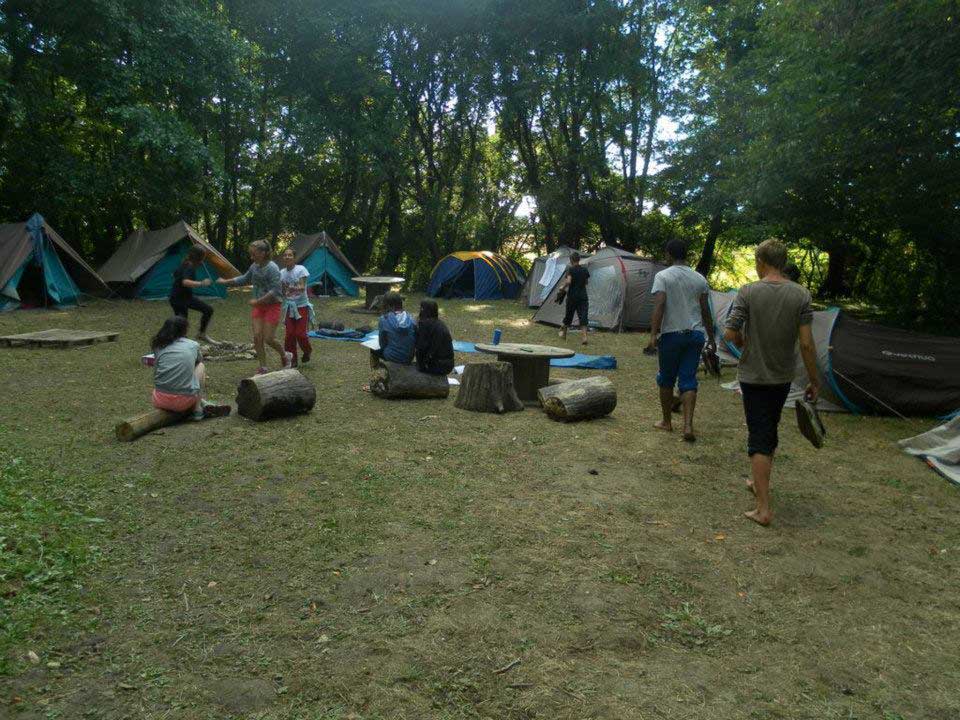 Camping au centre équestre La Tesnière